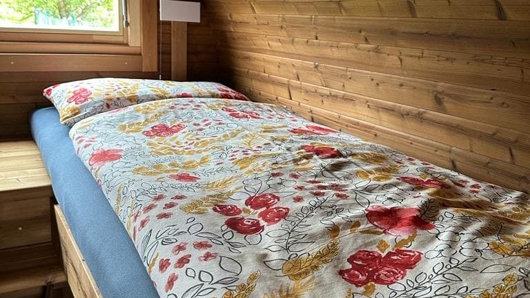 Bett im Schlaffass LindenGut